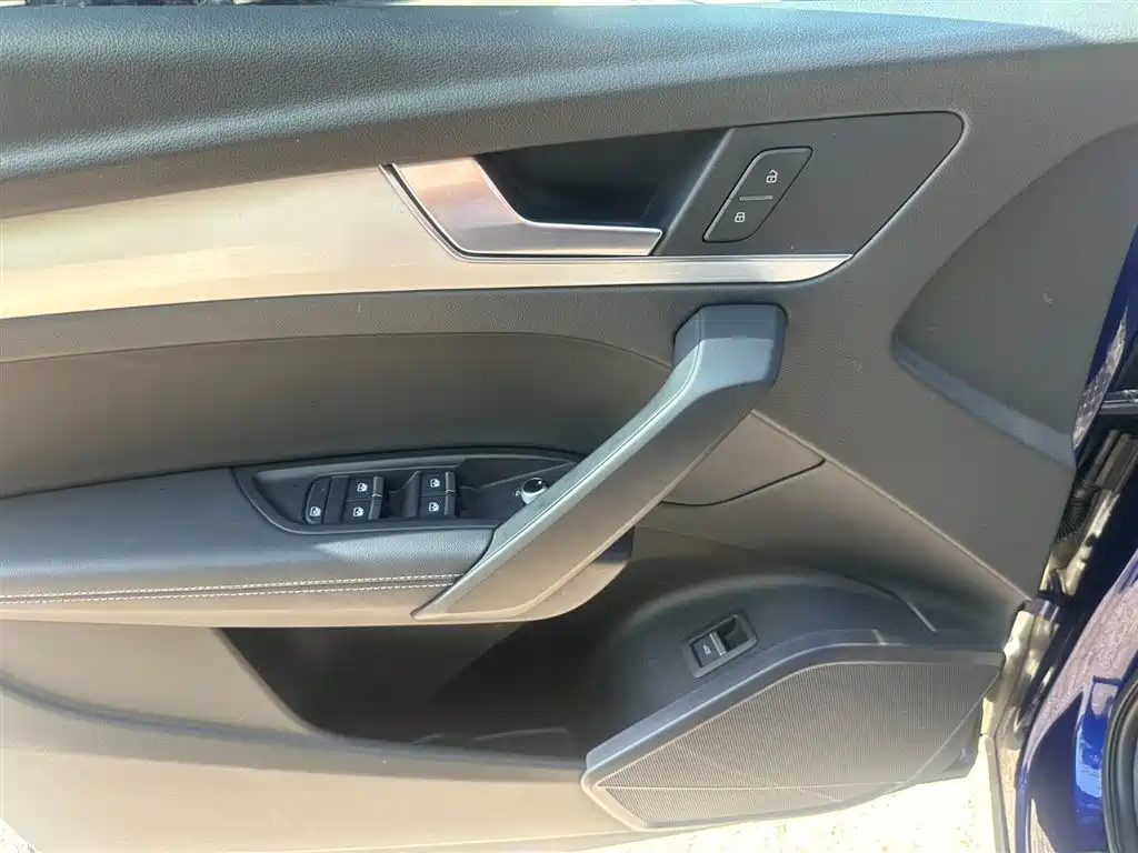 Audi Q5L 2020 40 TFSI Prestige Fashion фото 17