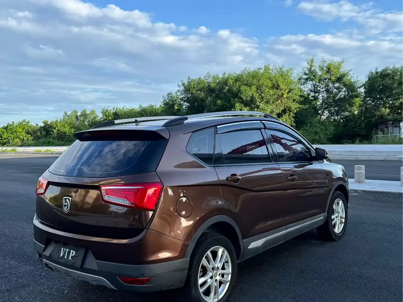 Baojun 560 2017 2016 1.8L Manual Luxury