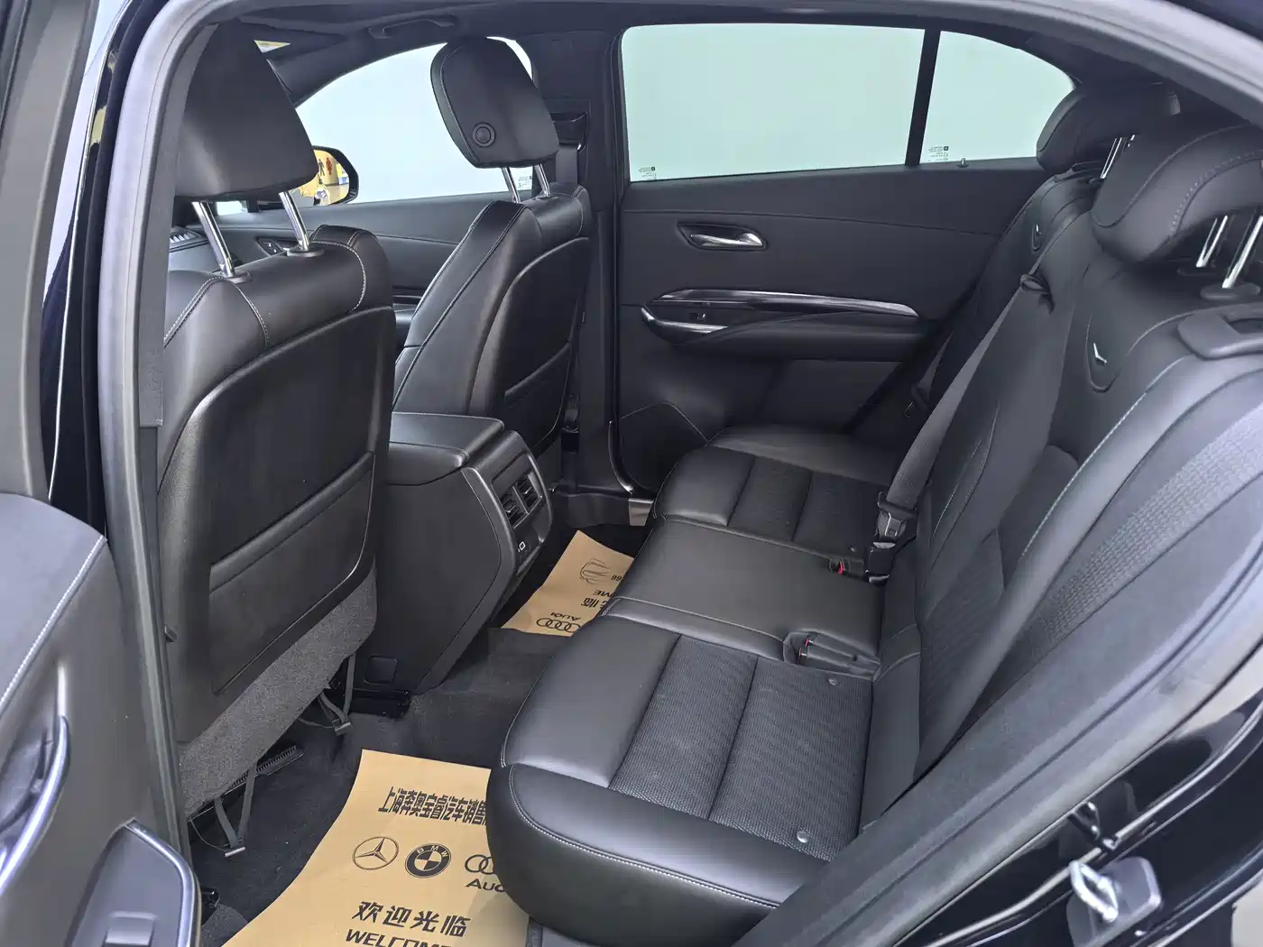 Фото 7 - Cadillac XT4