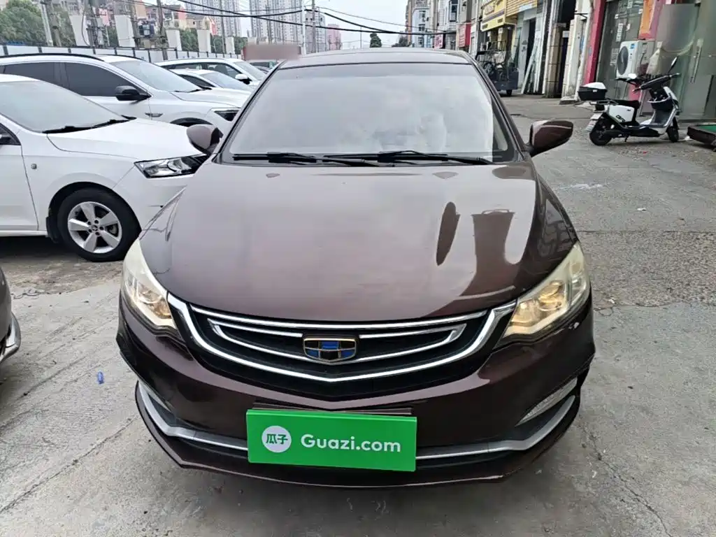 Фото 3 - Geely Vision