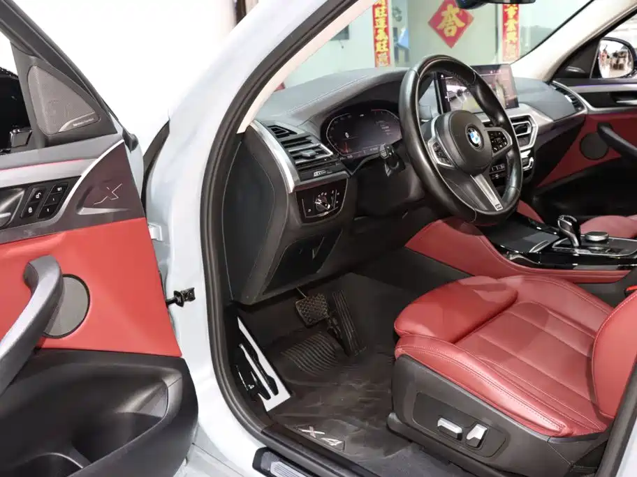 Photo 8 - BMW X4