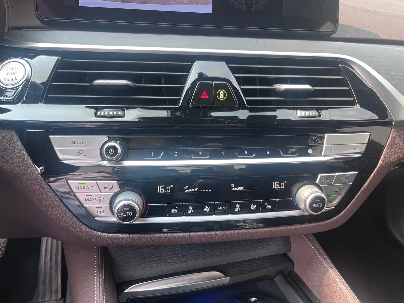 Фото 12 - BMW 5 Series
