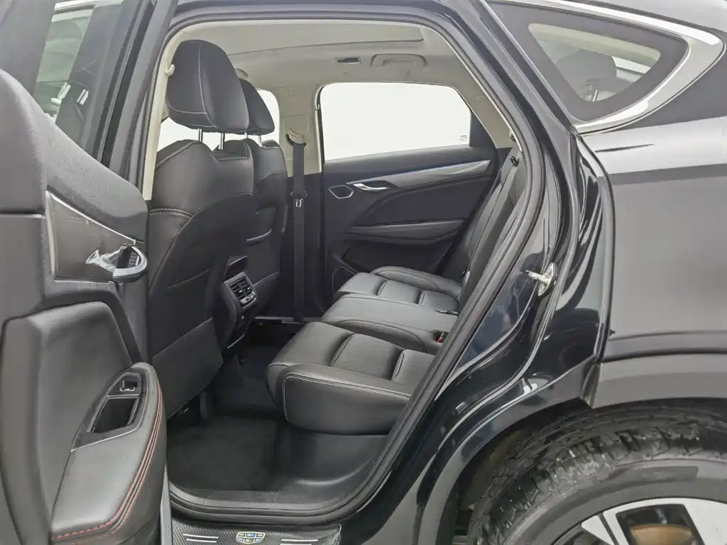 Geely Xingyue S 2022 2021 2.0TD DCT Two-Wheel Drive Lightning Edition