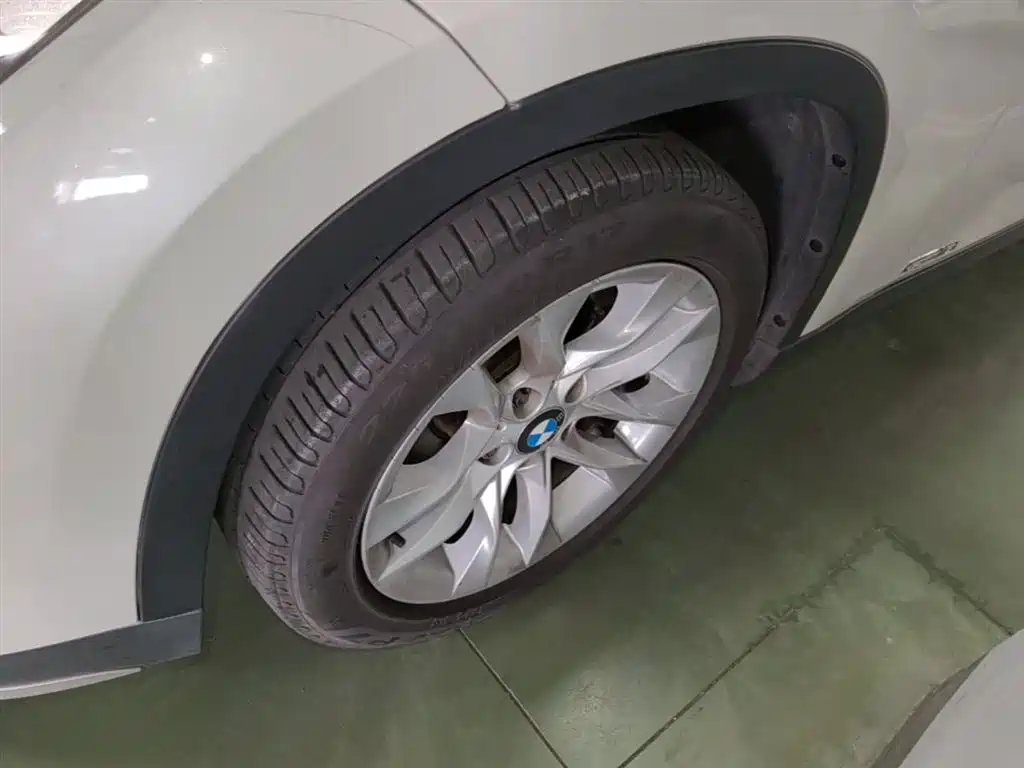 BMW X1 2015 Model sDrive18i Fashion Advanced Edition фото 23