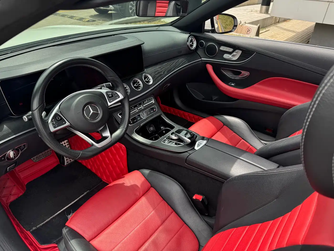 Mercedes-Benz E-Class (Import) 2018 E 200 4MATIC Convertible Coupe фото 6