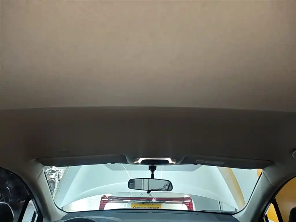 Toyota Frontlander 2023 2.0L CVT Elite Edition фото 18