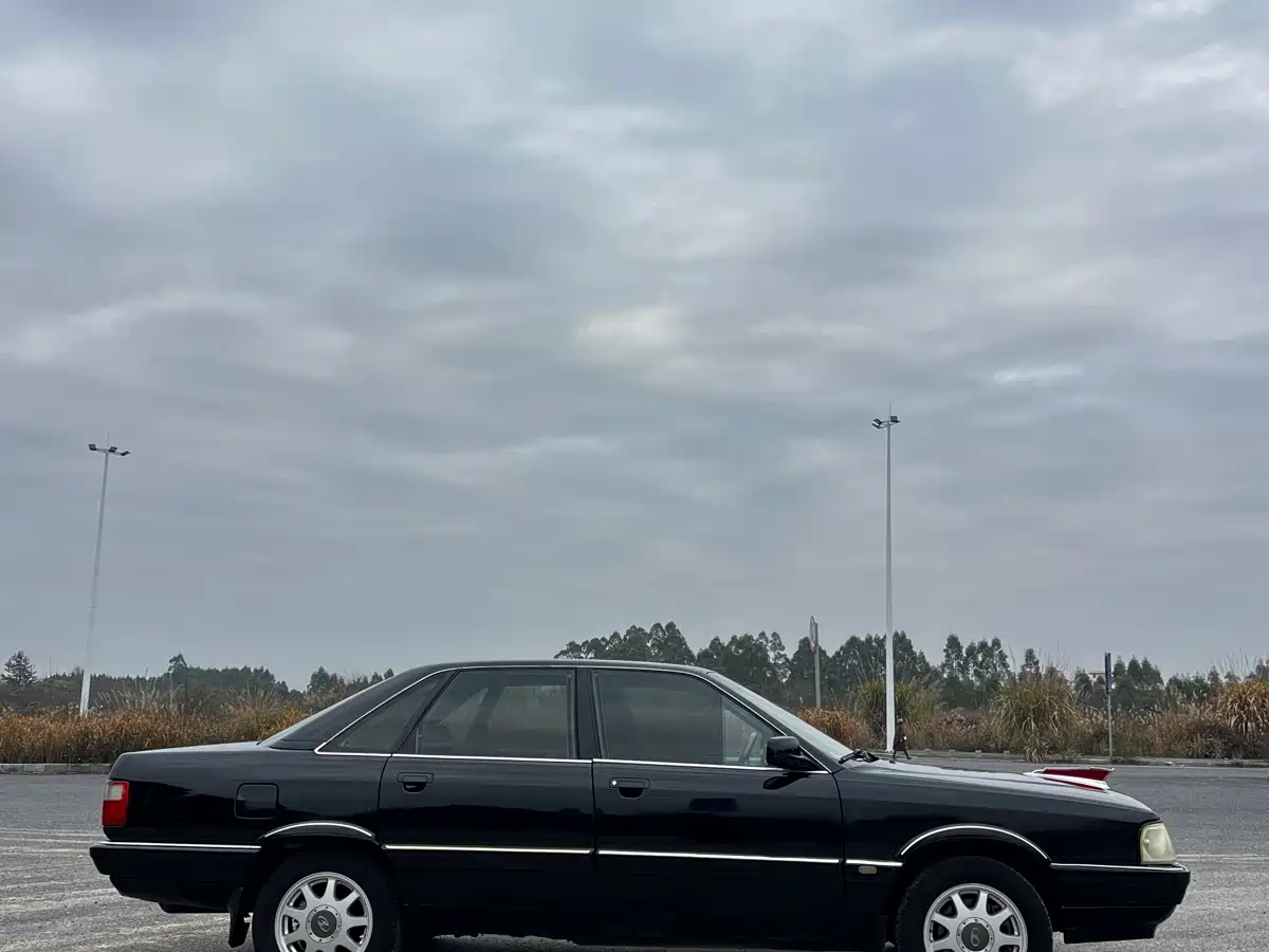 Hongqi New Mingshi 2007 1.8L Olympic Star фото 8