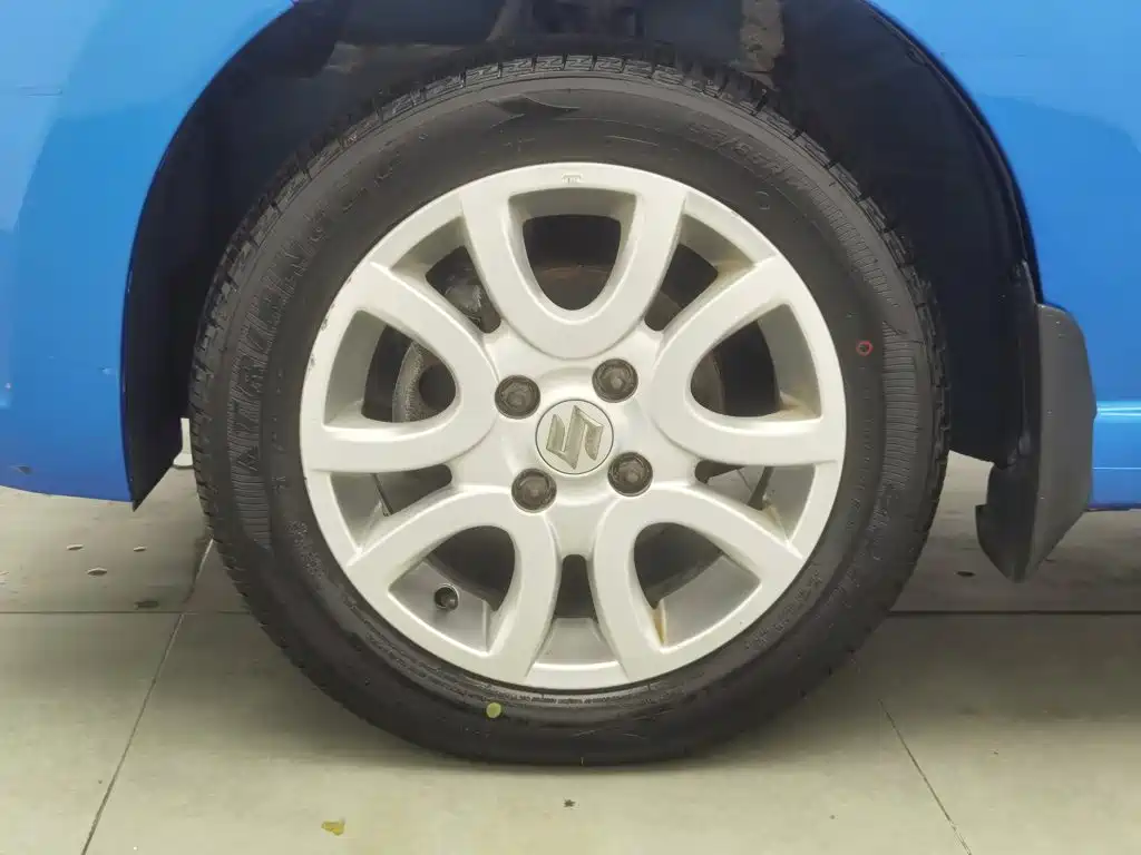 Suzuki Alto 2014 2013 1.0L Automatic Deluxe