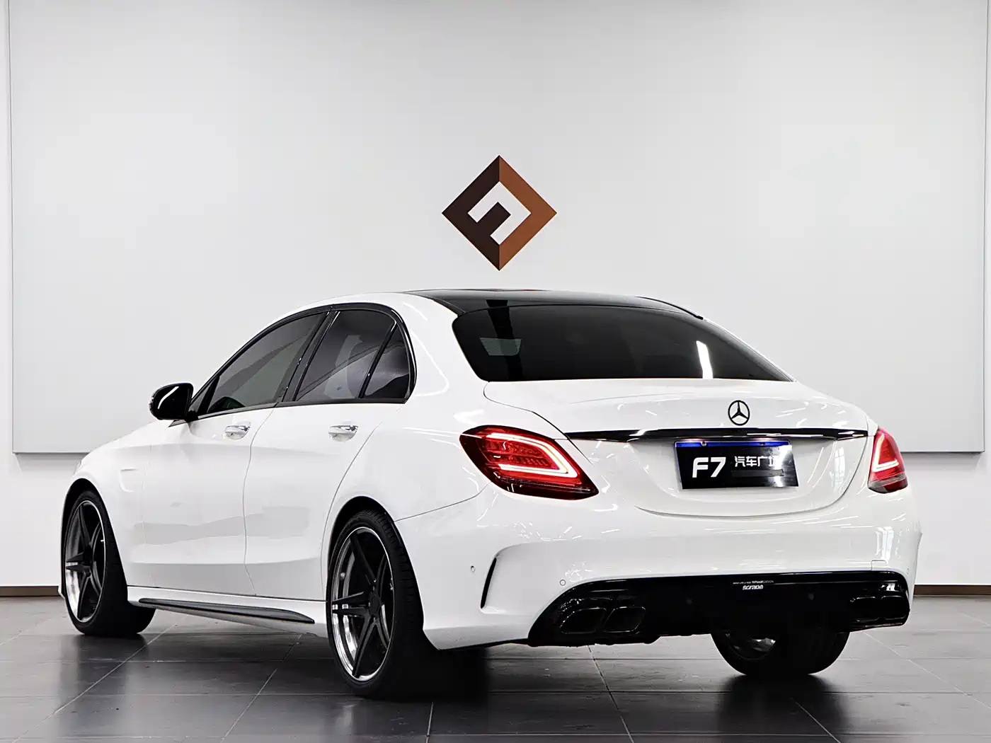 Mercedes-Benz C-Class AMG 2019 AMG C 63 фото 4