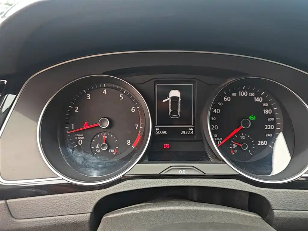 Volkswagen Magotan 2020 330TSI DSG Leading фото 12