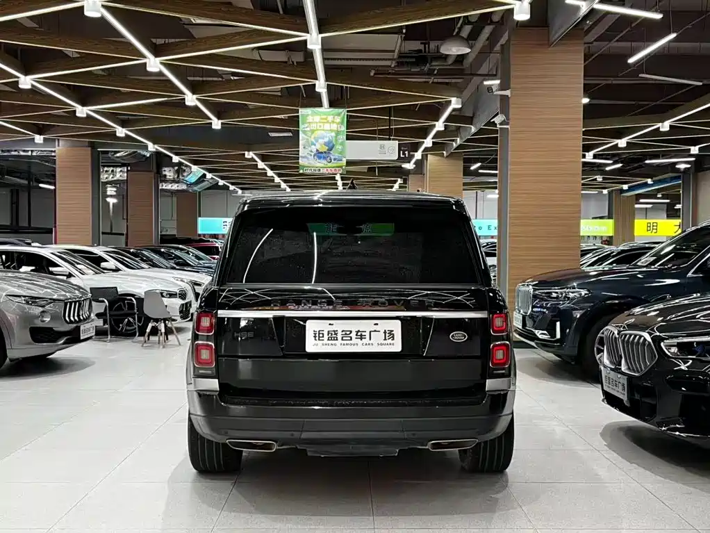 Фото 11 - Land Rover Range Rover