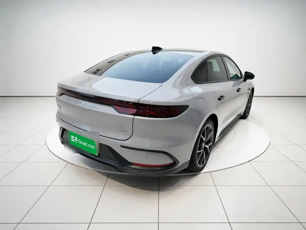 BYD Han 2025 2025 DM-i Smart Driving Edition 125KM Honor