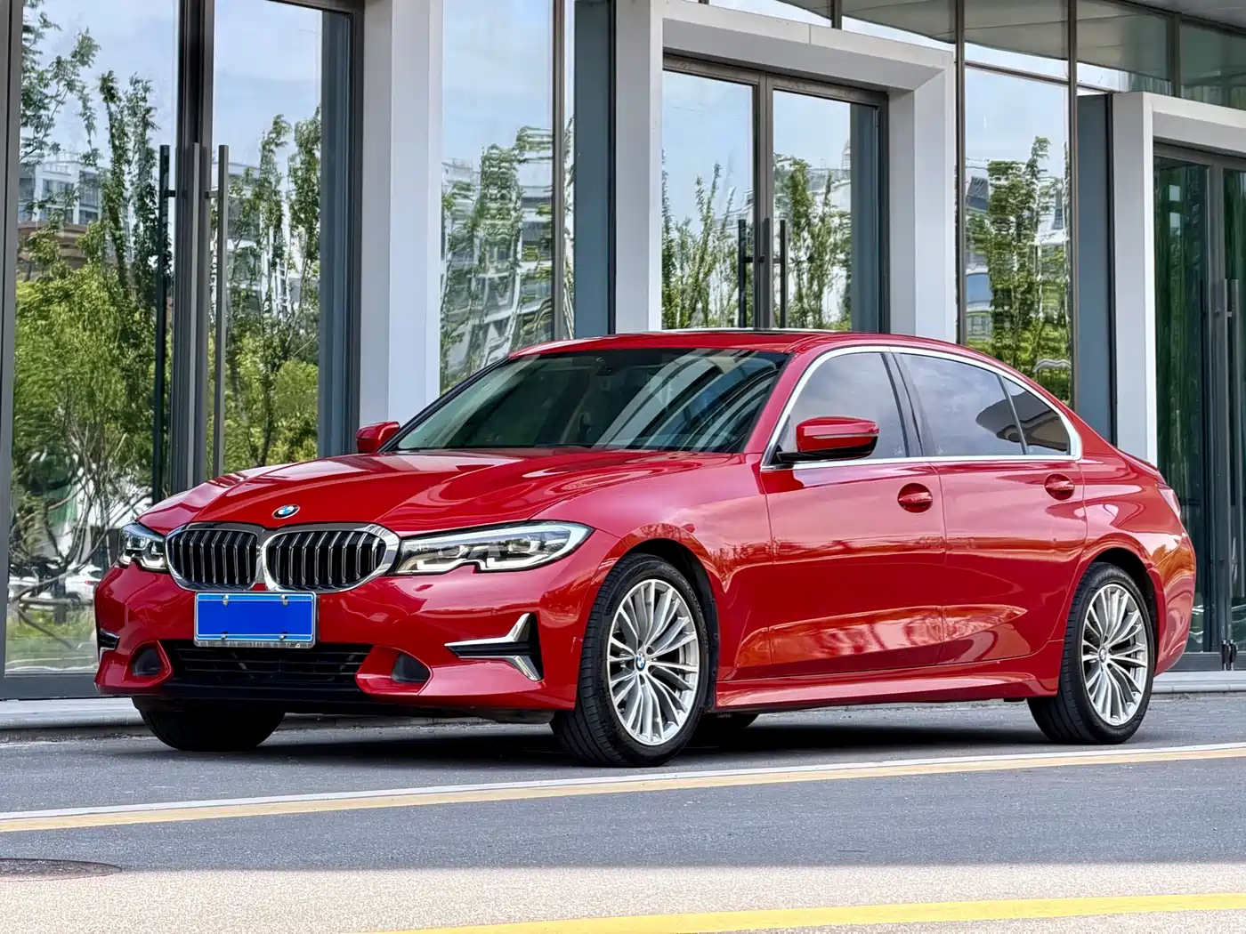 BMW 3 Series 2020 325Li Launch Edition