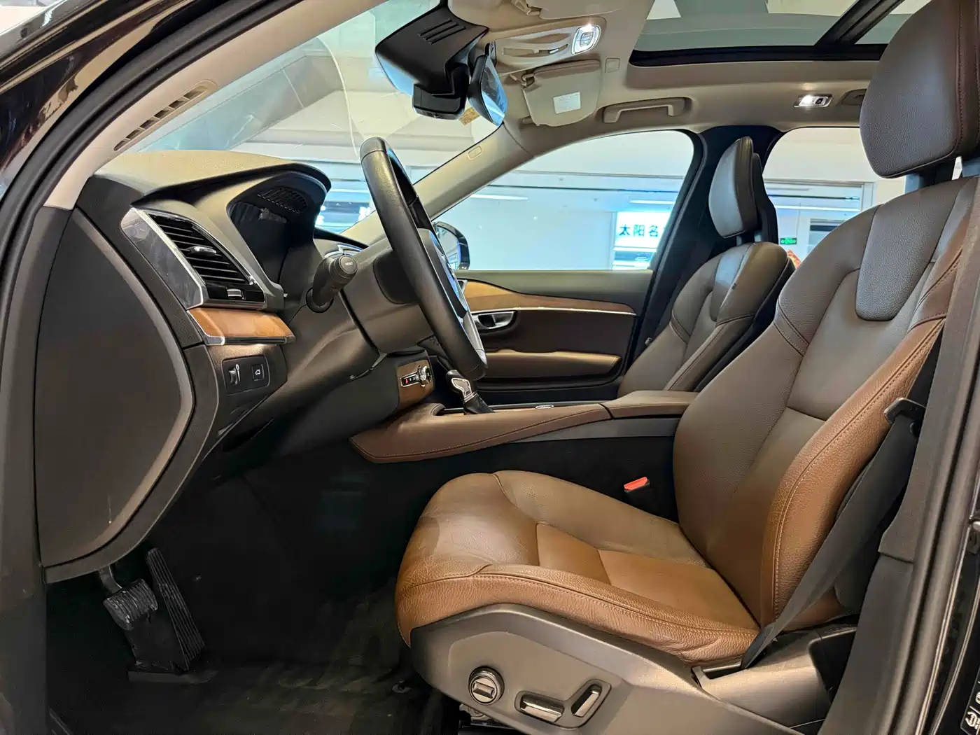 Volvo XC90 2020 Facelift T6 Momentum Luxury 7-Seater фото 6
