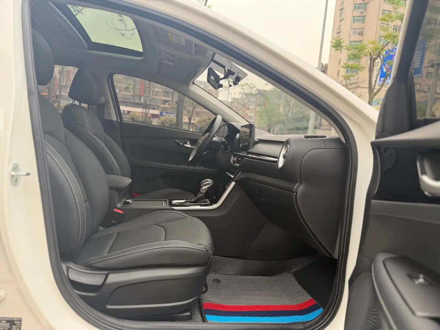 Kia K3 2021 Facelift 1.5L CVT Fashion Edition фото 9