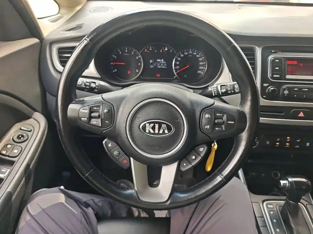 Kia Carens 2016 2013 2.0L 7-Seat Auto Standard China IV
