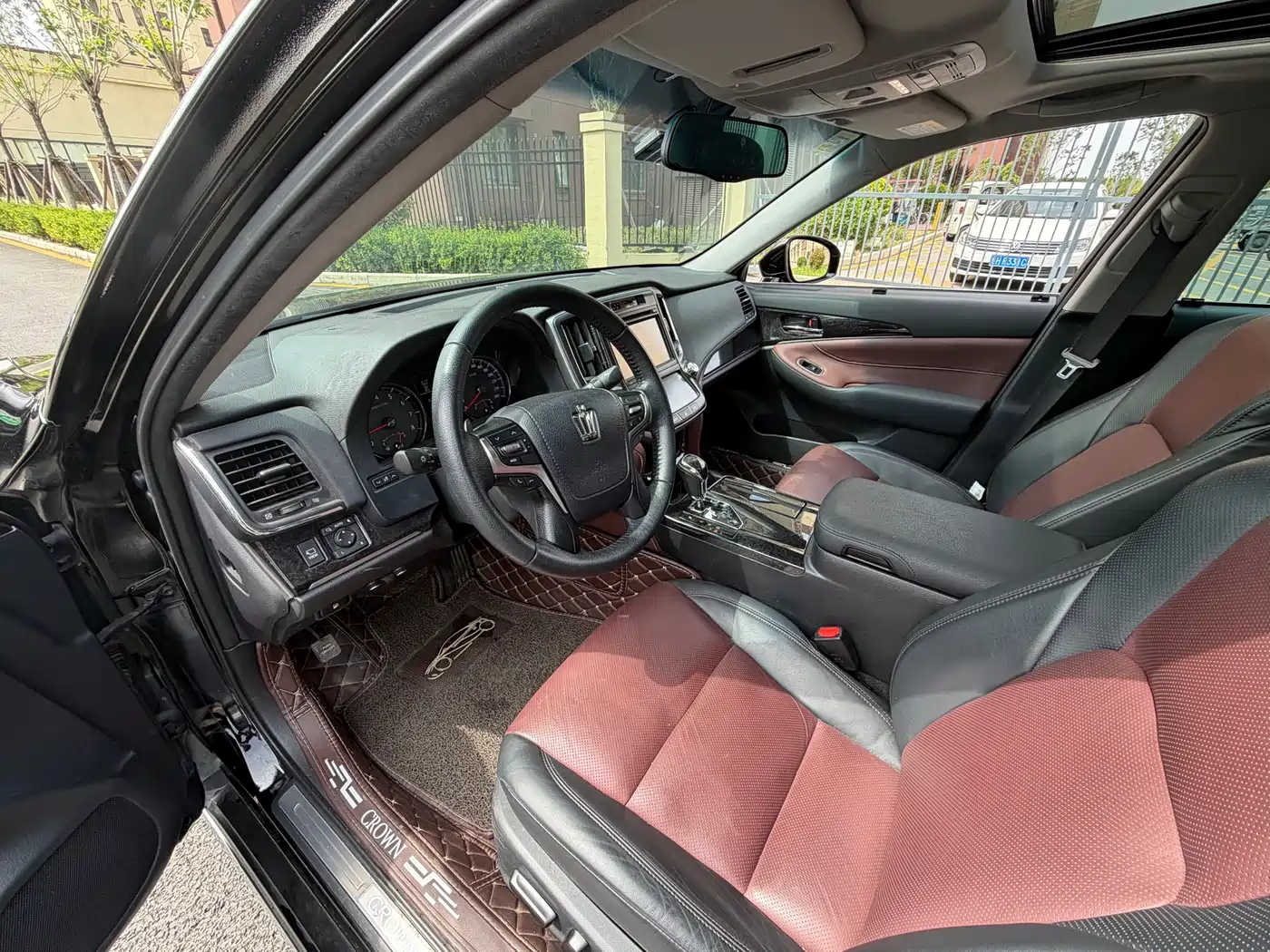 Toyota Crown 2018 2.0T Sport Edition фото 4
