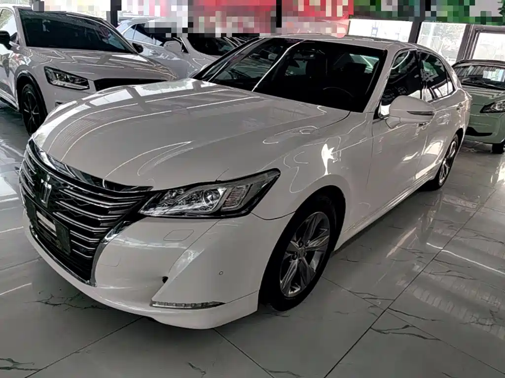 Toyota Crown 2015 — пригон из Китая