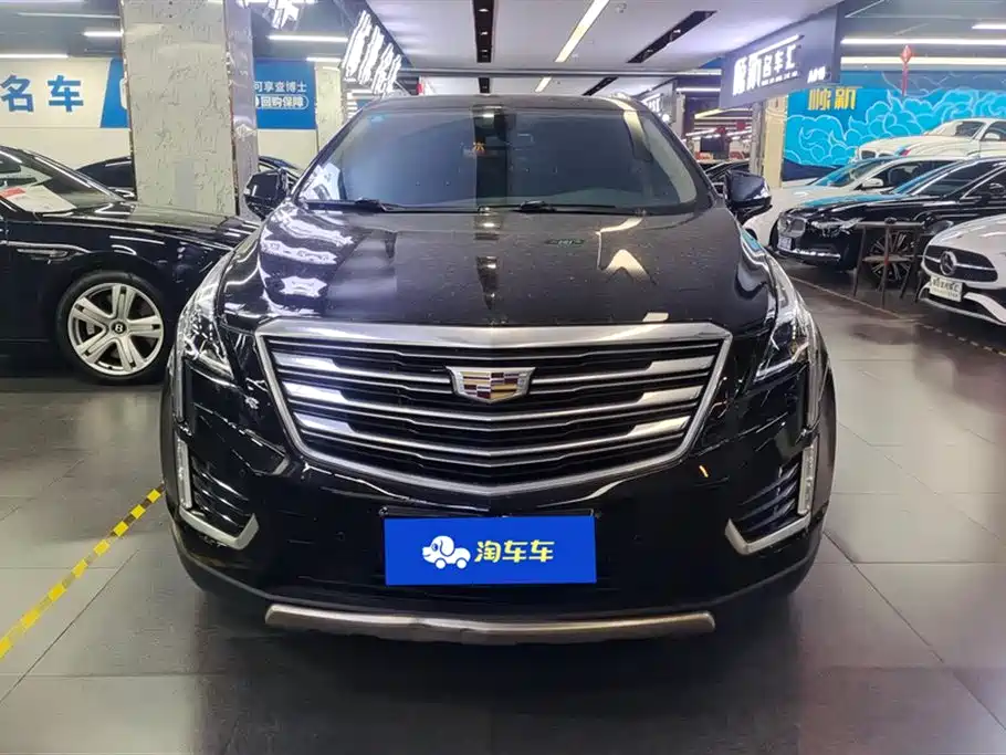 Cadillac XT5 2018 28T 4WD Luxury фото 2