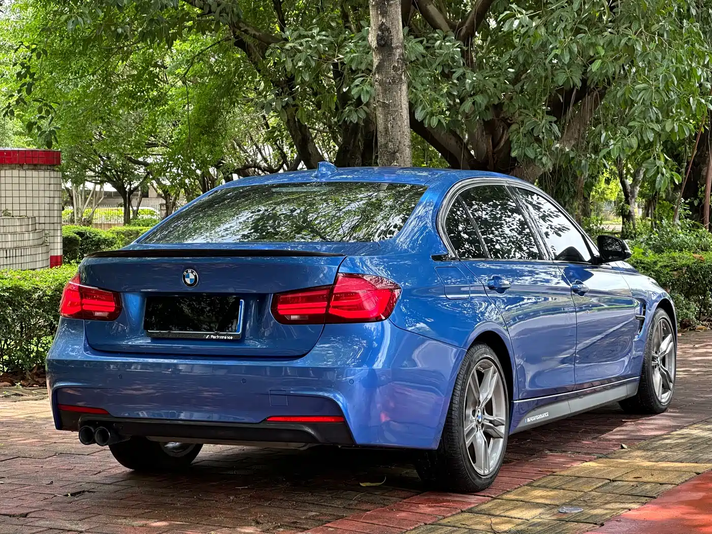 BMW 3 Series 2018 320Li M Sport Black Night Edition фото 7