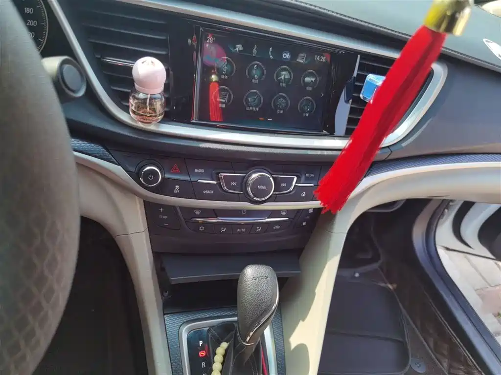 Buick Excelle 2019 15T DCT Connected Elite Type China VI фото 6
