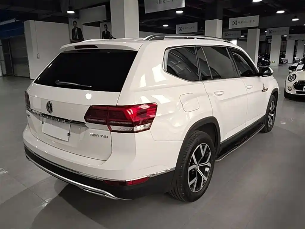 Volkswagen Teramont 2020 380TSI 4WD Luxury Edition China VI фото 7