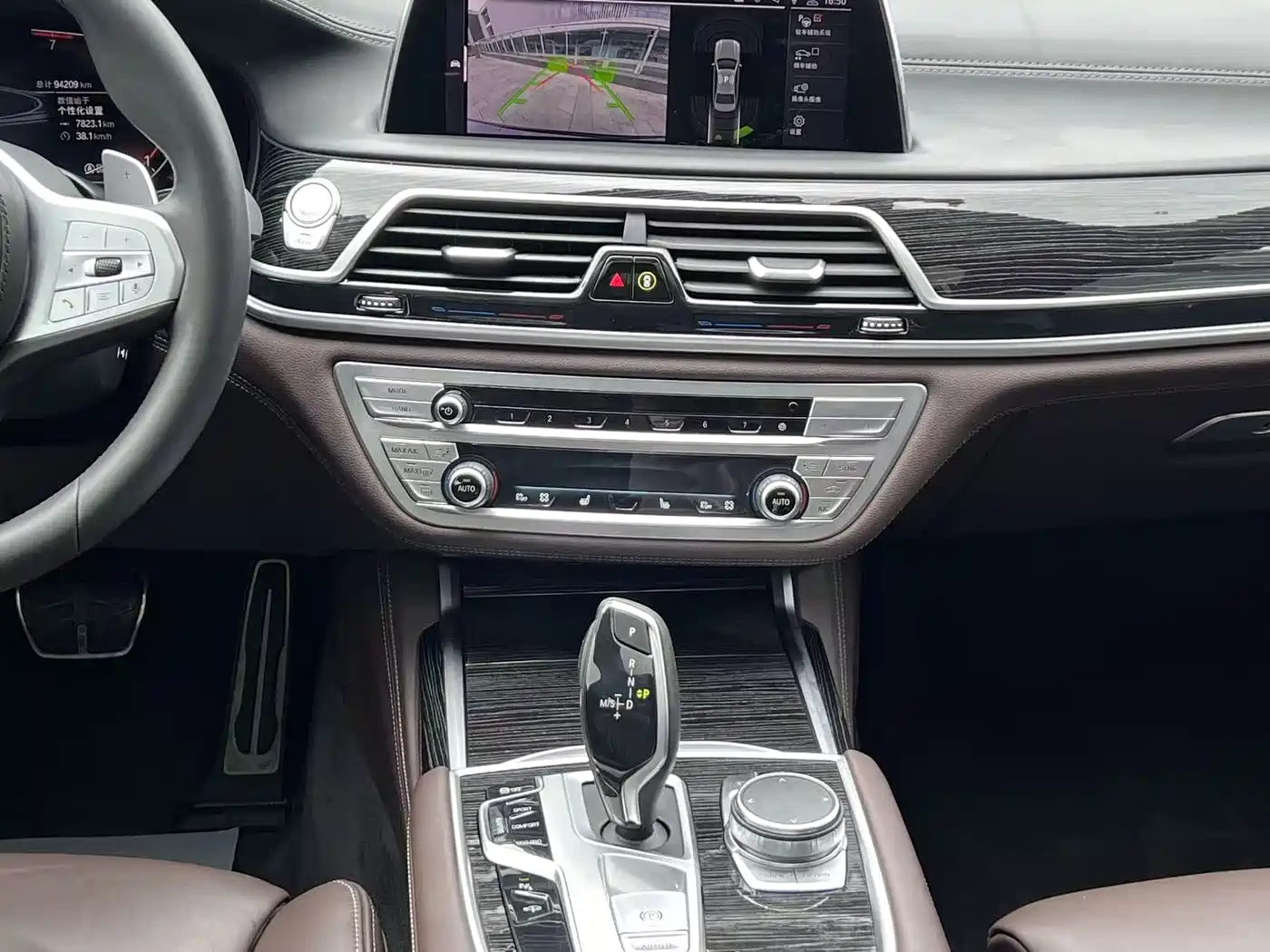 BMW 7 Series 2019 740Li Leading M Sport Package фото 13