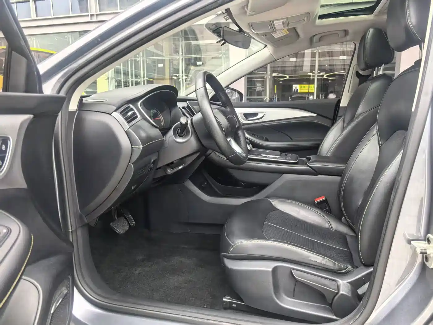 Roewe i6 MAX EV 2021 2021 1.5T PHEV Ride-hailing Flagship Edition