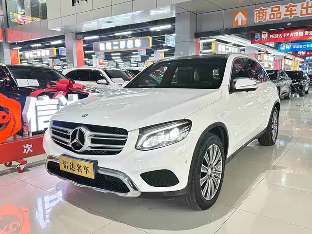 MERCEDES-BENZ GLC