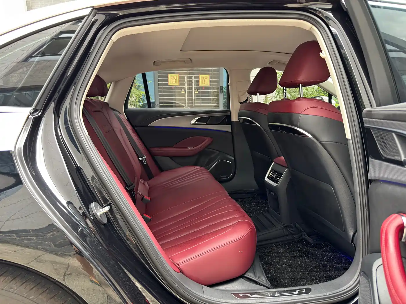 Hongqi H5 2023 2.0T Auto Smart Connect Flag Comfort фото 9