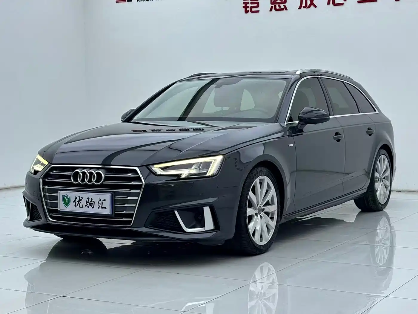 Audi A4 (Import) 2020 2020 Avant Pioneer 40 TFSI Fashion Dynamic
