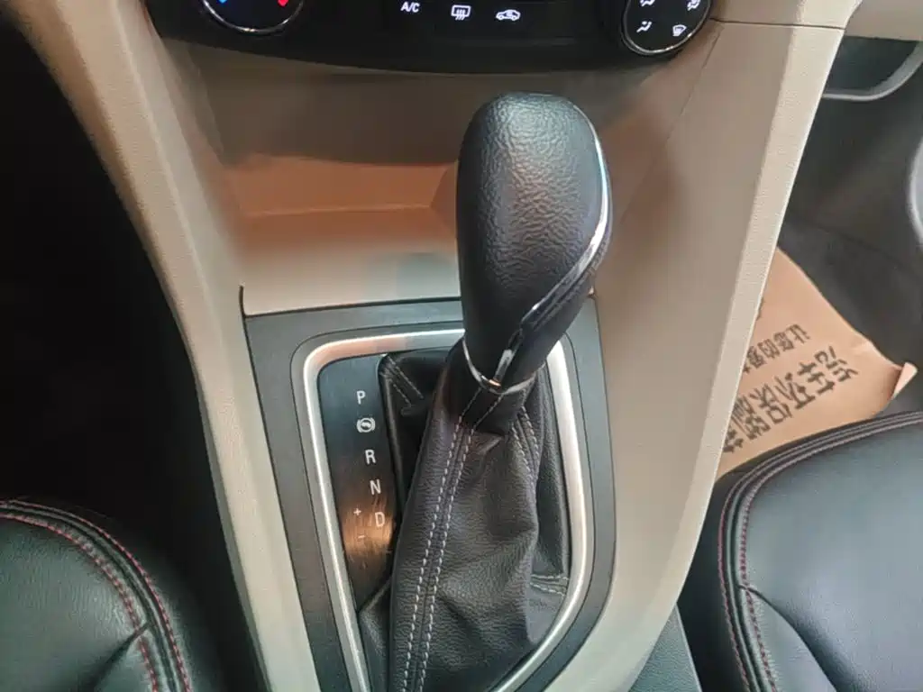 Фото 14 - Buick Excelle