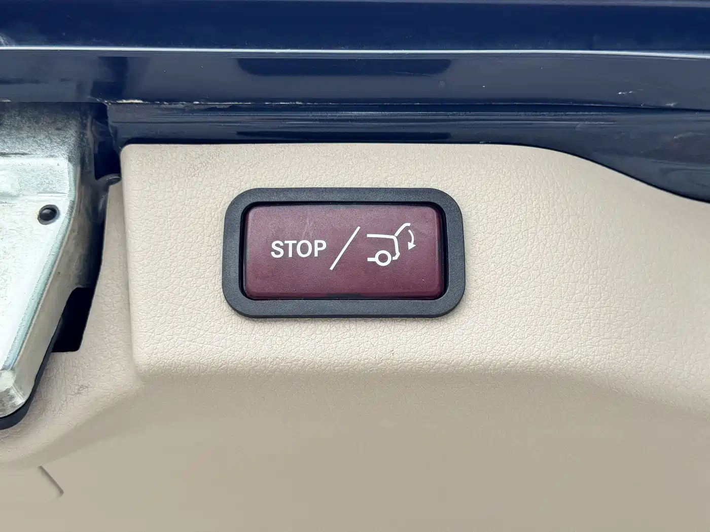 Mercedes-Benz V-Class 2016 V 260 Navigator фото 17