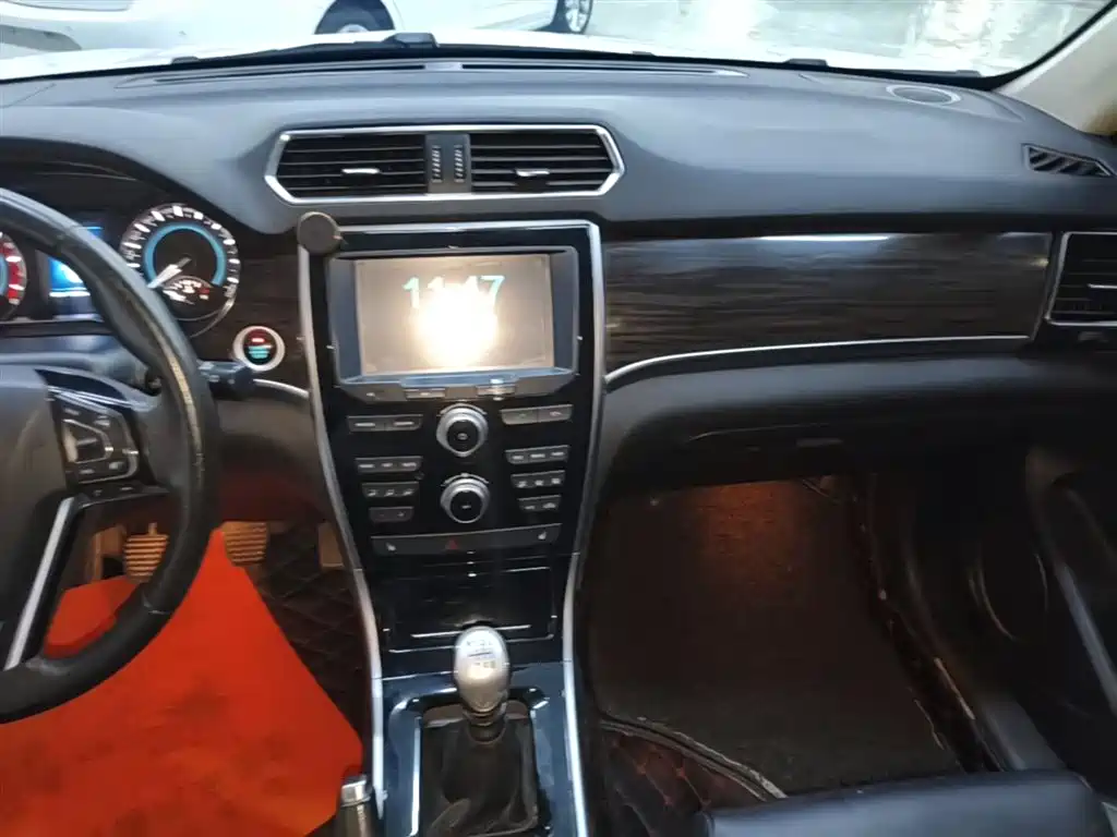 Haval H2 2016 Red Label 1.5T Manual 2WD Elite фото 13