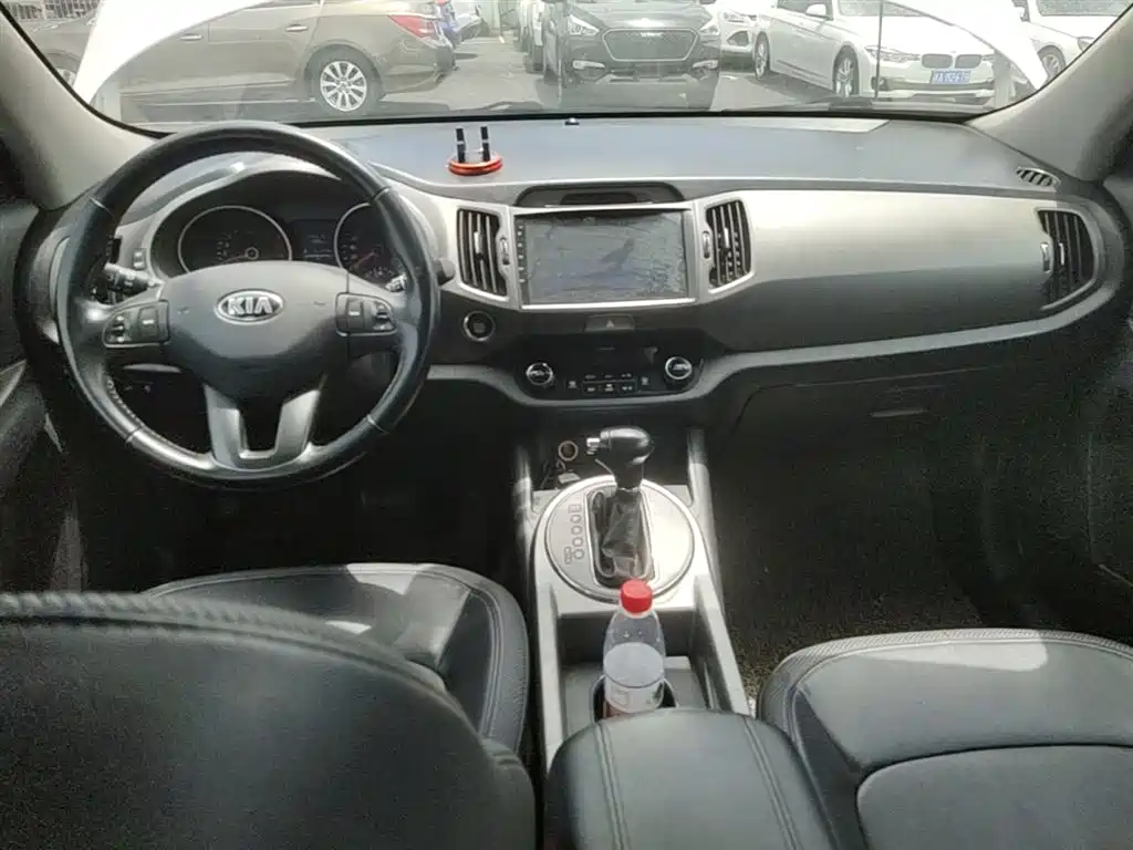 Kia Sportage 2015 2.0L Automatic 2WD GLS фото 10