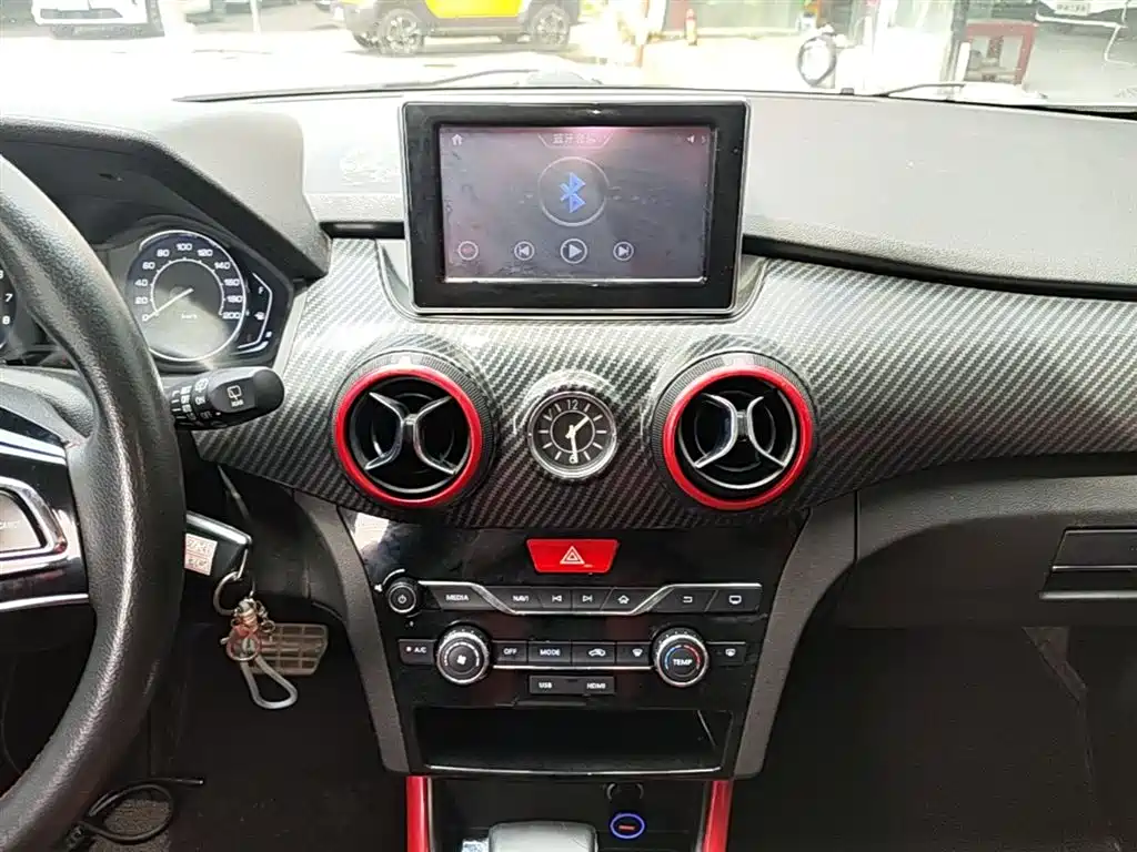 BAIC Senova X25 2017 2017 1.5L Auto Elite Navigation