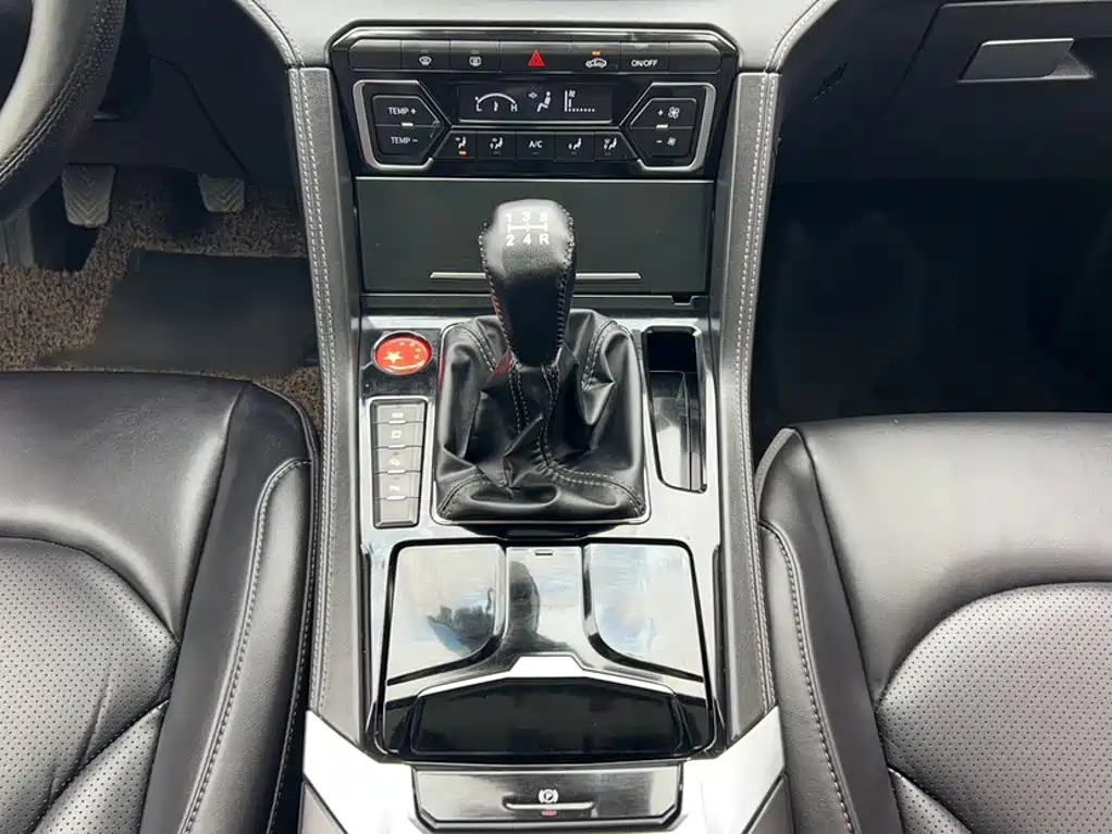 Zotye X7 2017 2017 1.8T Manual Premium