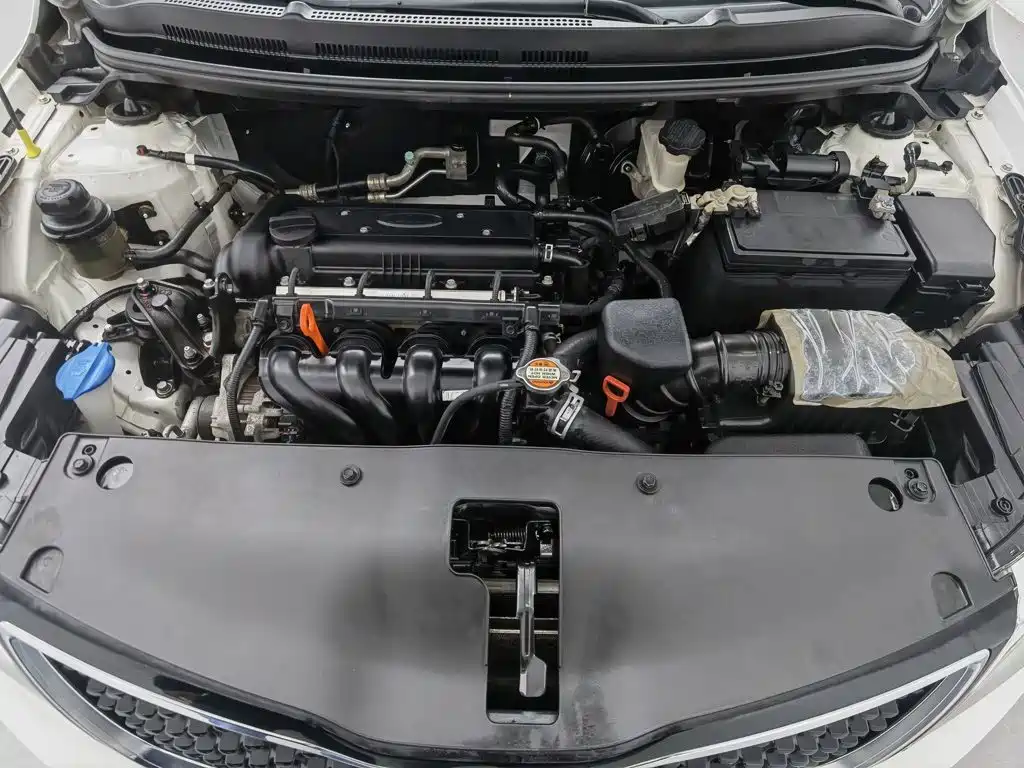 Photo 6 - Kia K2