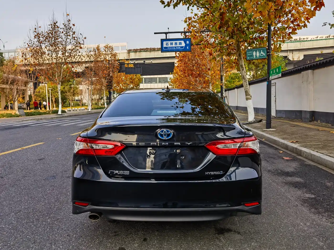 Toyota Camry 2023 Hybrid 2.5HGVP Leading Edition фото 6