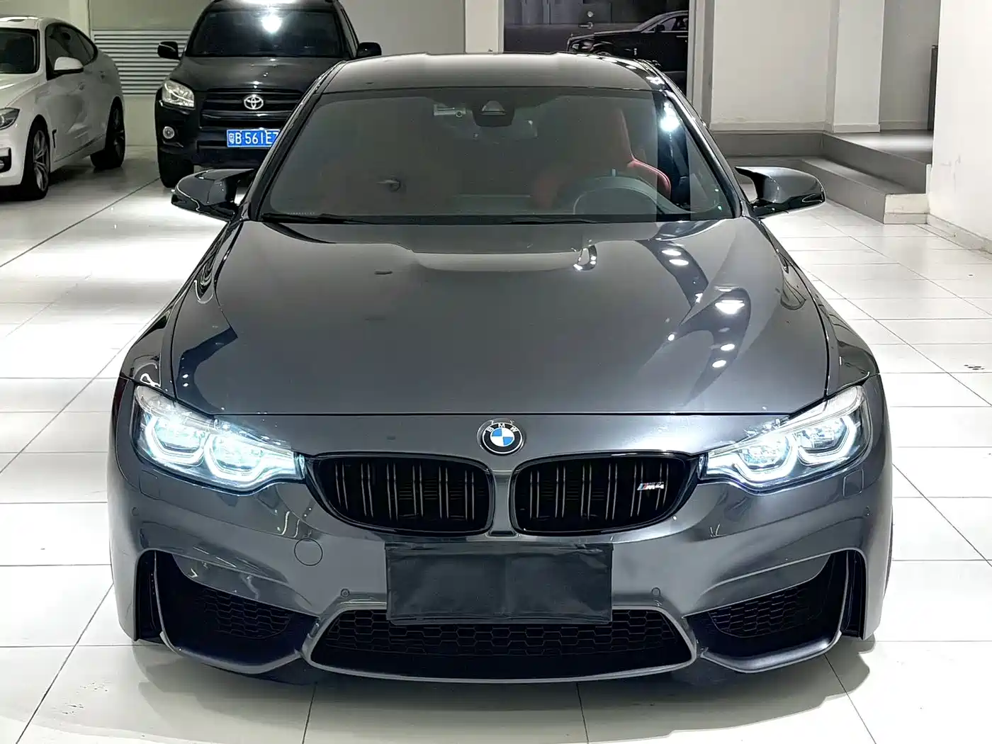 BMW M4 2018 M4 Coupe Fans Limited Edition фото 2