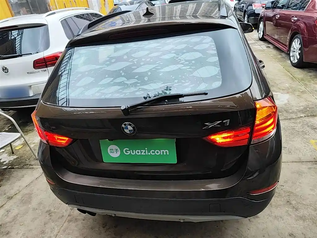 BMW X1 2014 sDrive18i Leading Edition фото 6