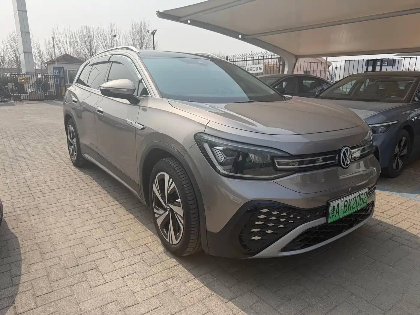 VOLKSWAGEN ID.6 CROZZ