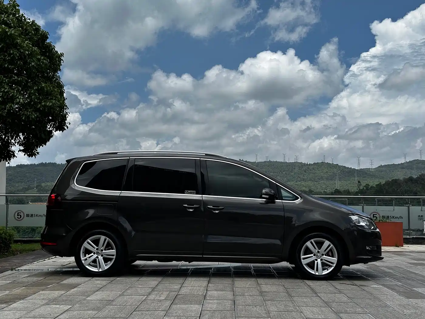 Volkswagen Sharan 2018 2018 380TSI Comfort 7-Seater