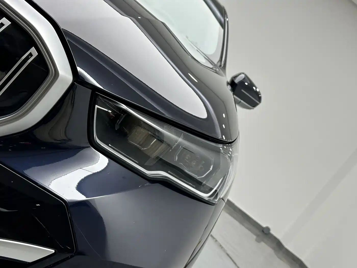 BMW 5 Series 2024 530Li Leading M Sport Package фото 15