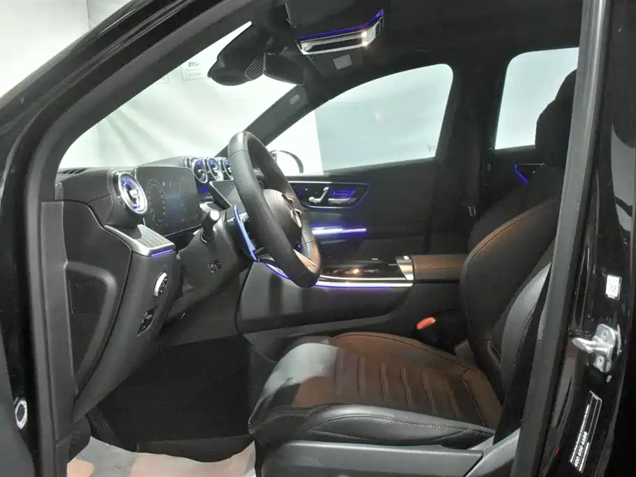Mercedes-Benz GLC 2023 GLC 300 L 4MATIC Dynamic 7-Seater фото 8