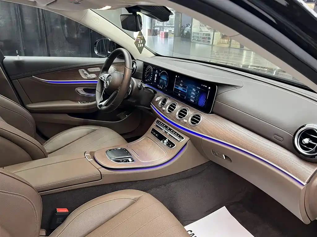 Mercedes-Benz E-Class 2022 Second Facelift E 300 L Luxury фото 18