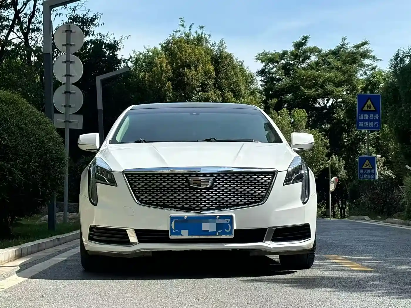 Cadillac XTS 2018 28T Technology фото 2