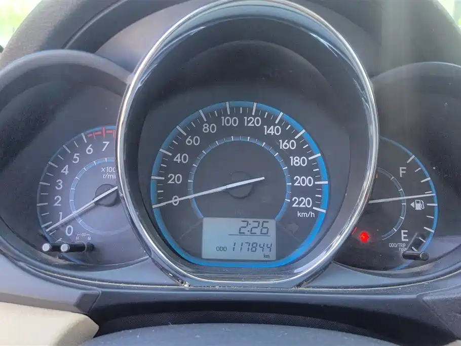 Toyota Vios 2016 1.5L Automatic Zhi Zhen Xing Yao Edition фото 14