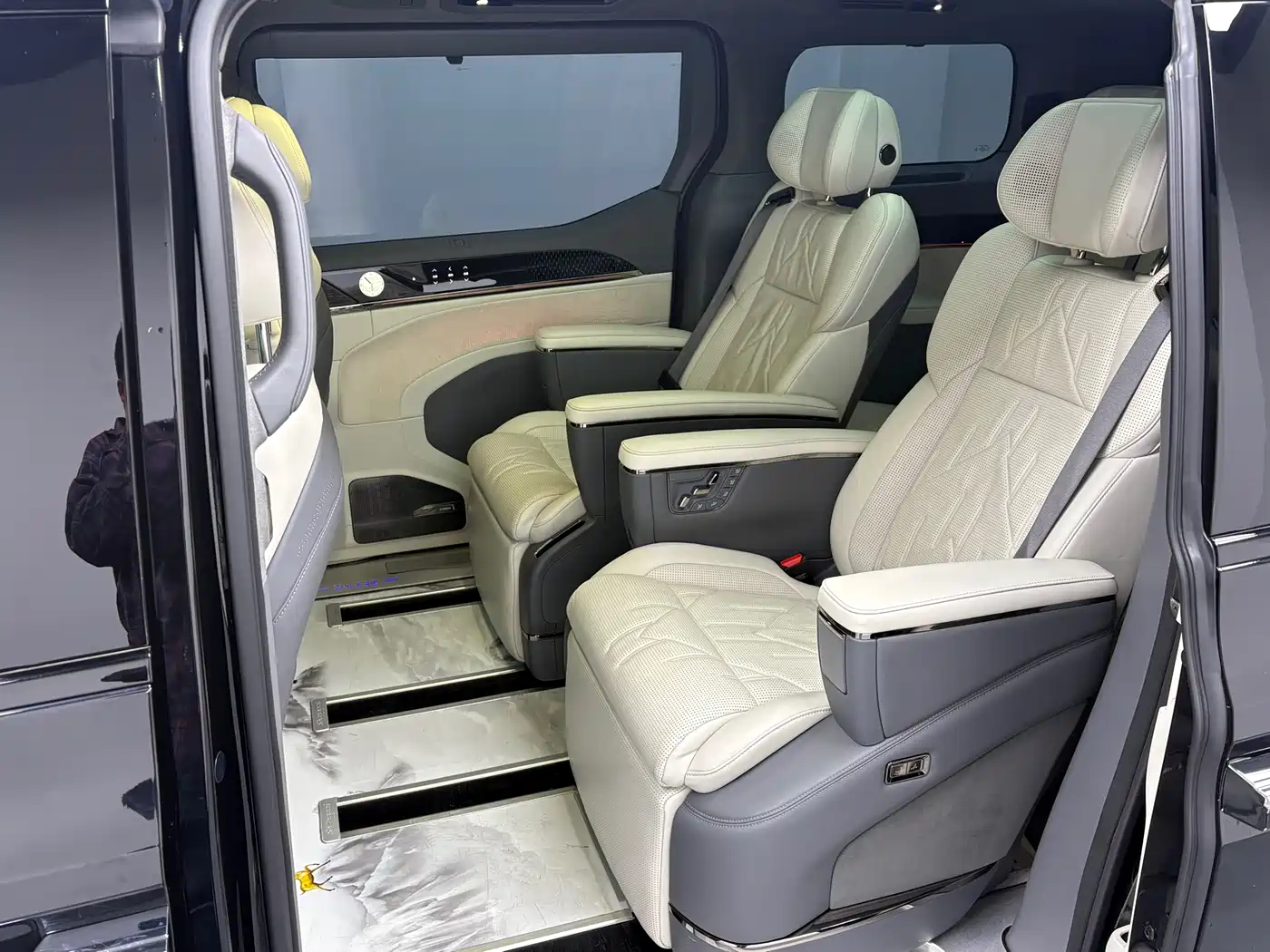 ZEEKR EXTREME KRYPTON 009