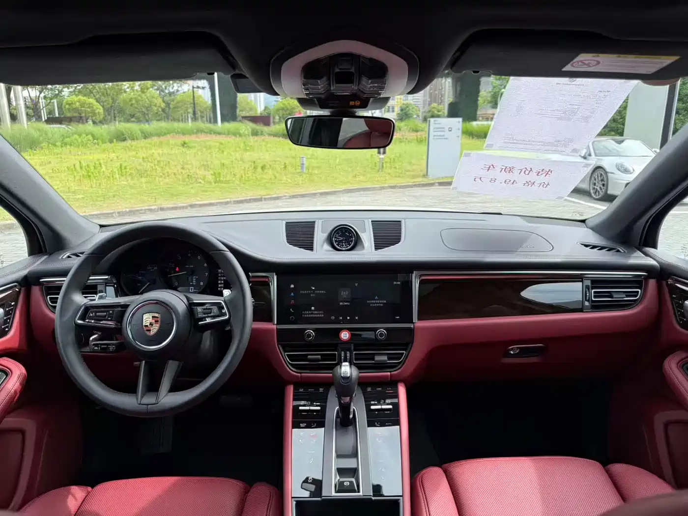 Porsche Macan 2024 Macan 2.0T фото 13
